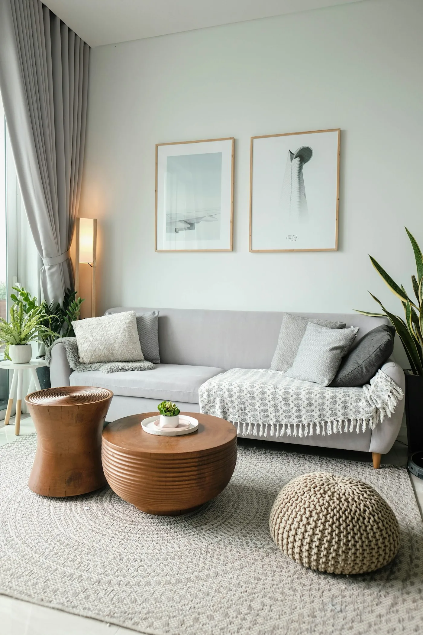 Modern eingerichtetes Wohnzimmer